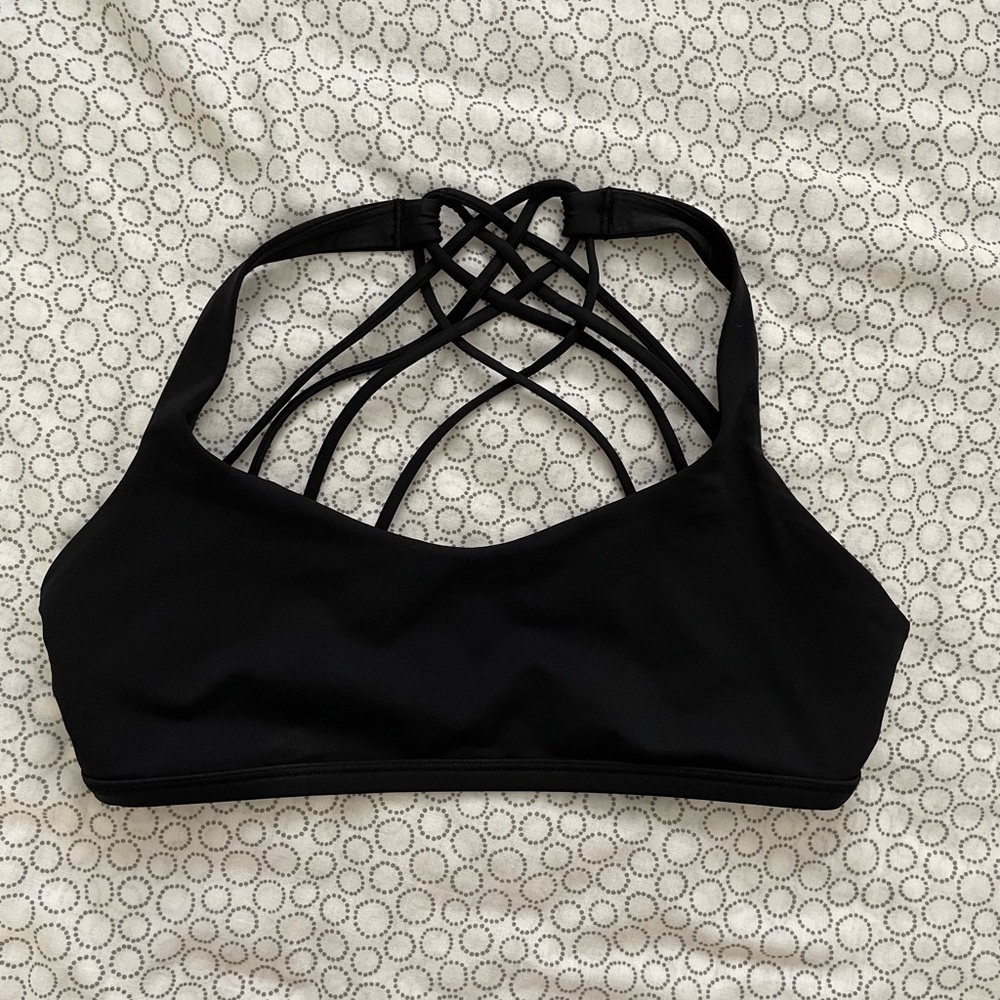 LULULEMON free to be wild bra